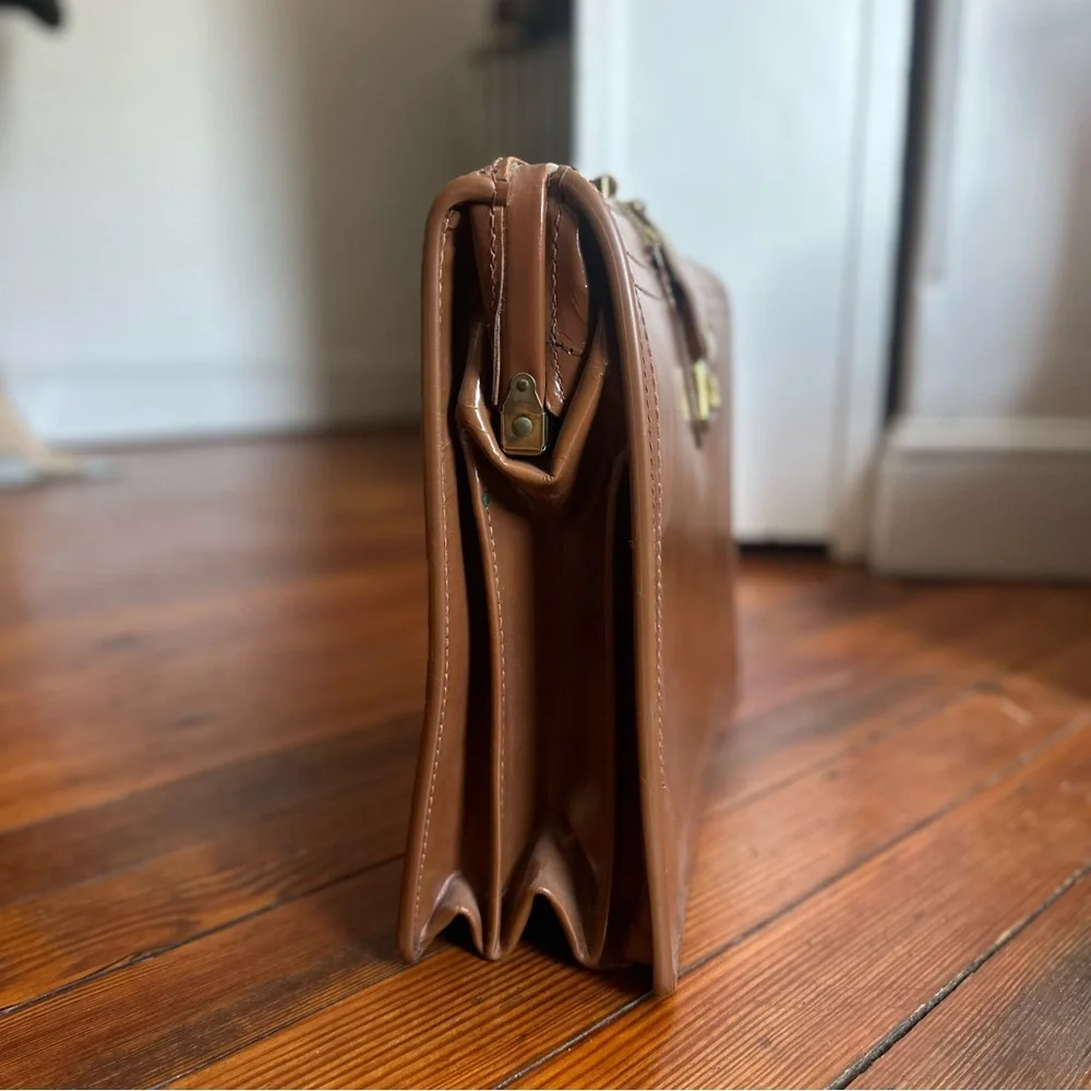 Vintage 70s The Luggage Gallery leather business case w key